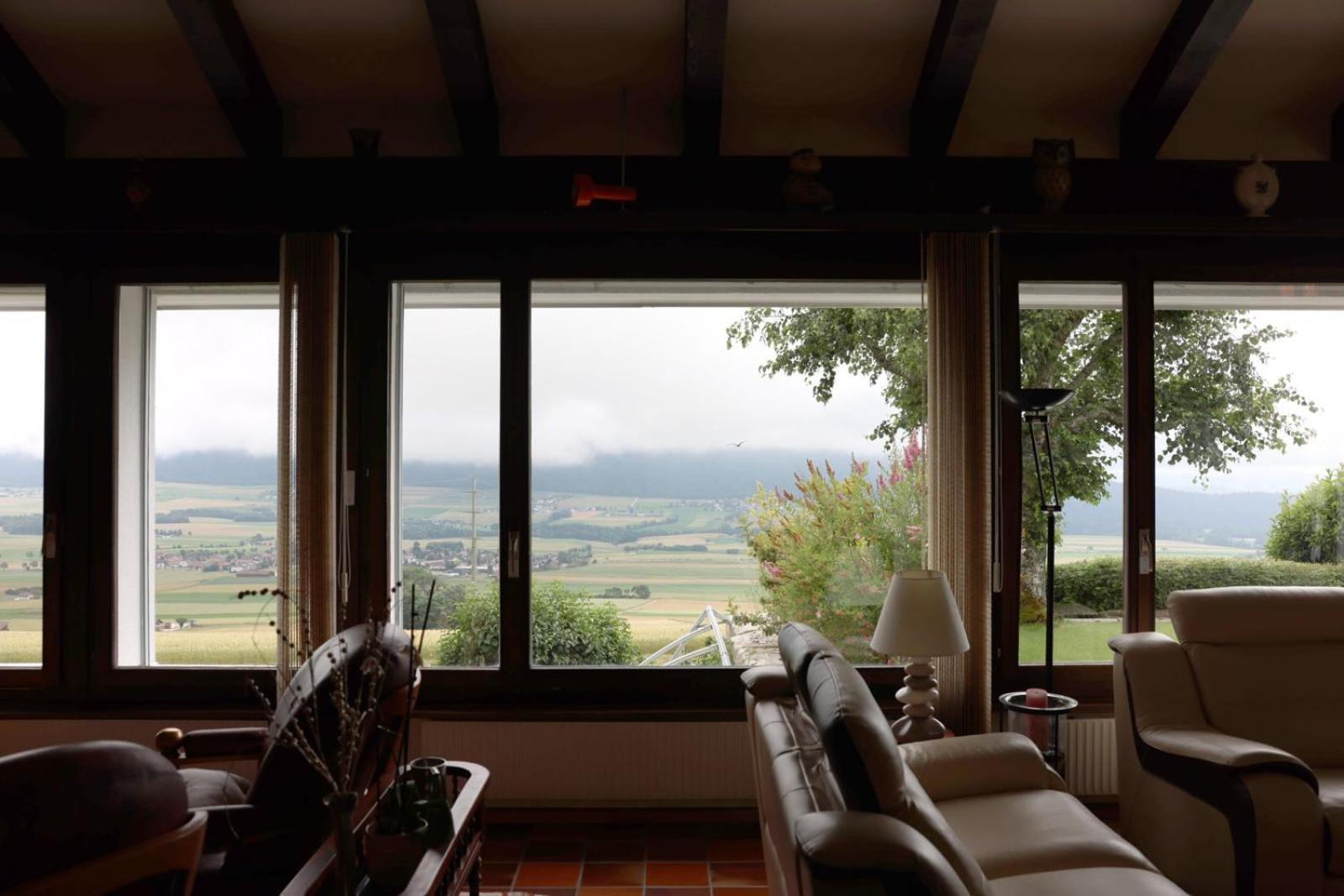 Villa Avec Vue Sur La Vallee Les Hauts-Geneveys Kültér fotó